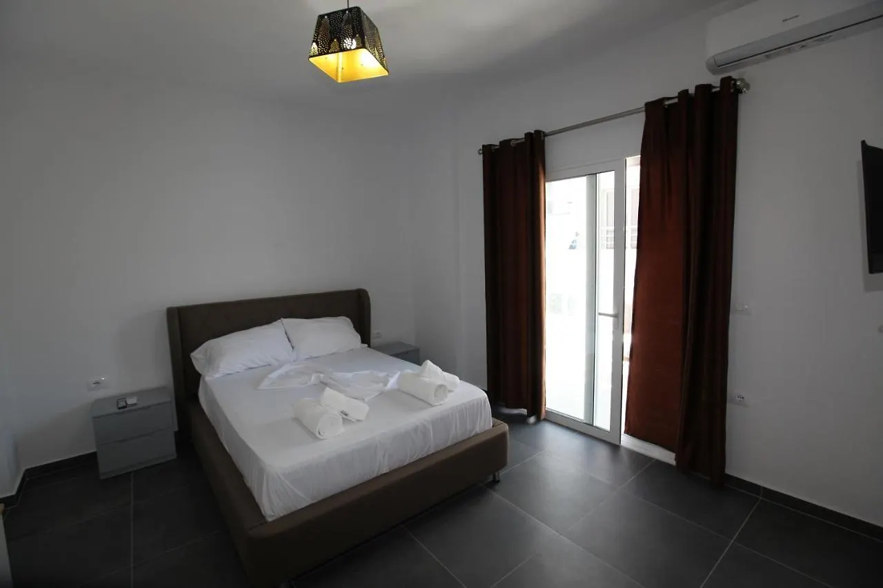 Deda Apartments Saranda 0*,