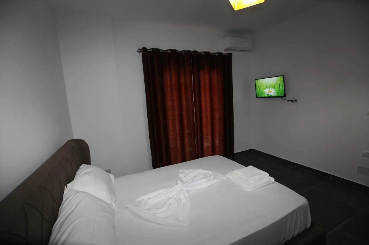 Deda Apartments Saranda 0*,