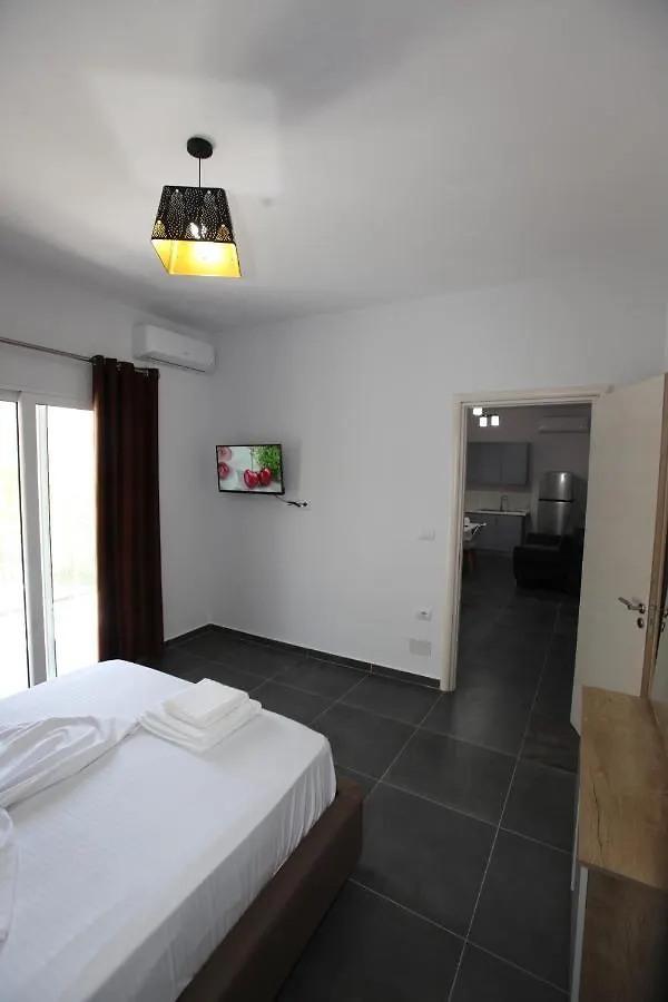 Deda Apartments Sarande 0*,