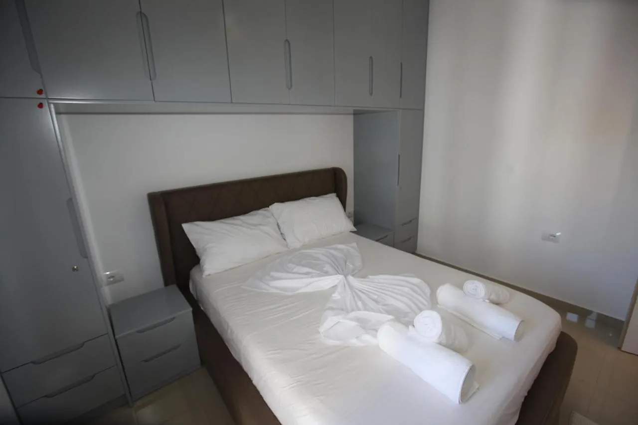 Deda Apartments Sarandë